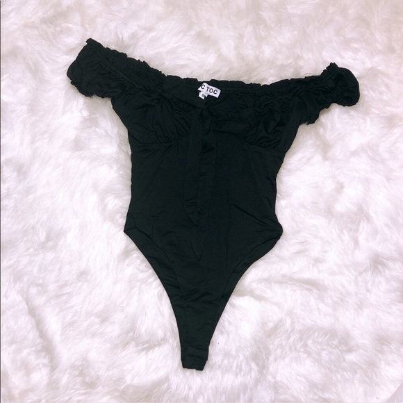 Black ruffled scrunched victorian bodysuit - Picture 4 of 4